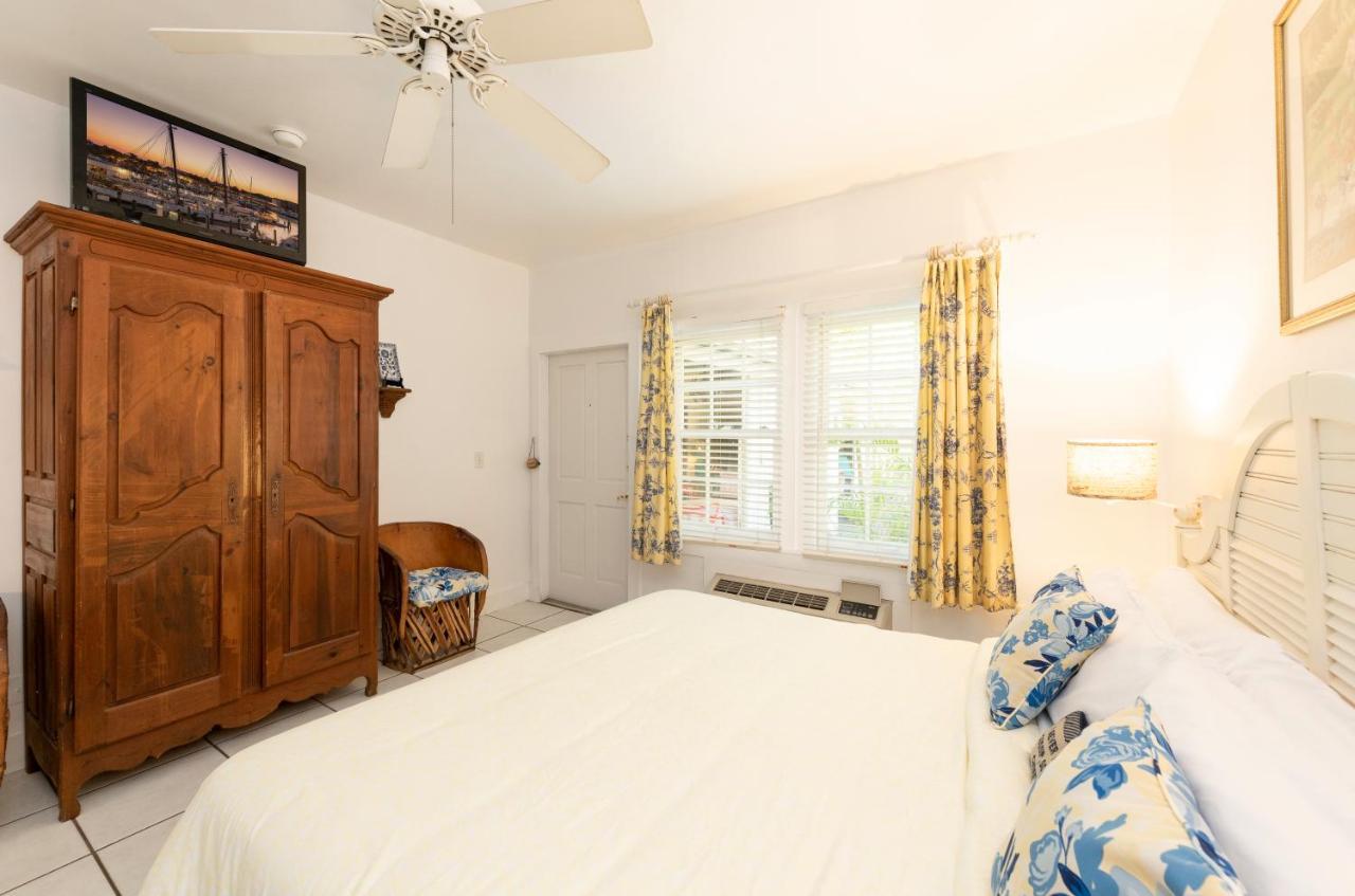 Knowles House B&B - Adult Only Ки-Уэст Экстерьер фото
